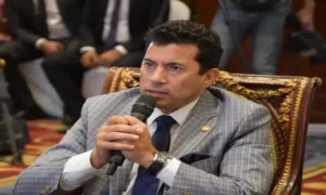 وزير الشباب والرياضة