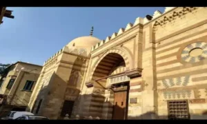 صور آثار منطقة الدرب الأحمر
