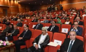 جمع من الوزراء يحضرون الحفل العماني