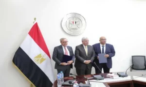 وزير التعليم العالي بعد توقيع الإتفاقية