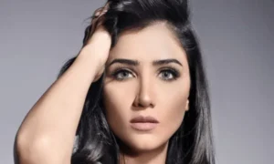 صور الفنانة مي عمر