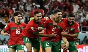 فرحة لاعبي المغرب بالصعود والجماهير العربية تتمني تكرارها الليلة أمام البرتغال