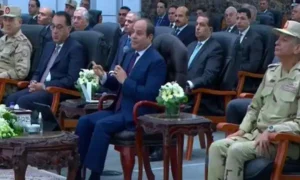 الرئيس عبدالفتاح السيسي يشرح ويتحدث 