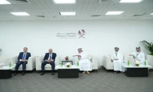 وزير النقل ونظيره القطري يبحثان التعاون في مجالات النقل المختلفة وخاصة في مجال النقل البحري