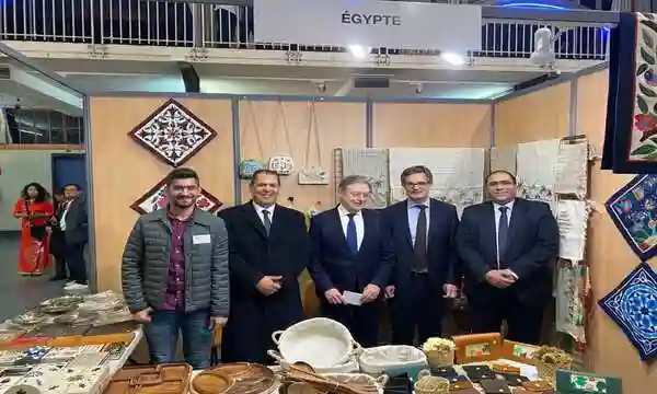 معرض تراثنا في معرض الحرف والمنتجات الفنية باريس