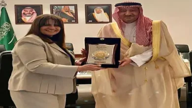 وزيرة الهجرة مع نائب وزير الخارجية السعودي