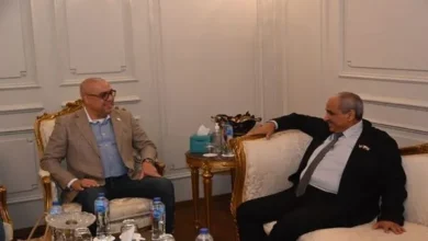وزيرا الإسكان المصري والفلسطينى
