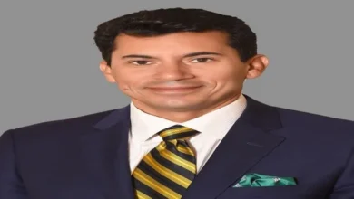 وزير الشباب والرياضة