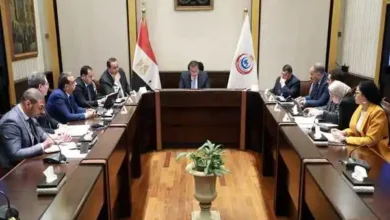 وزير الصحة يتابع الموقف التنفيذي لتشغيل الوحدات الصحية بمشروع "حياة كريمة"