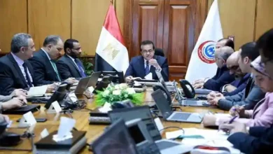 وزير الصحة يترأس غرفة الأزمات المركزية لمتابعة تطبيق خطة التأمين الطبي للاحتفال بالأعياد
