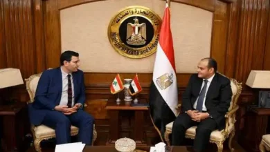 وزير التجارة والصناعة مع وزير الزراعة اللبناني