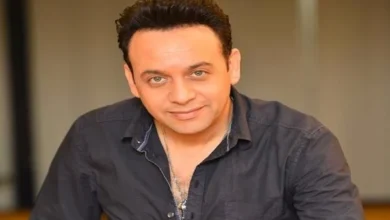 الفنان مصطفي قمر