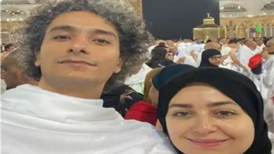 الفنانة هبة مجدي وزوجها المطرب محمد حسن يؤديان مناسك العُمرة