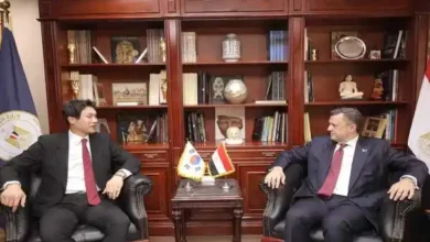 وزير السياحة يلتقي سفير كوريا الجنوبية بالقاهرة لبحث تعزيز أوجه التعاون المشترك