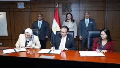 توقيع بروتوكول بين وزارة التخطيط ومؤسسة ساويرس وجامعة عين شمس لتطوير القرى الأكثر احتياجاً