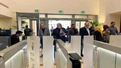 وزير الطيران المدني يباشر سير العمل من مقر الوزارة بالعاصمة الإدارية الجديدة