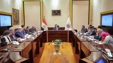 عبدالغفار يوجه بسرعة الانتهاء من الاستراتيجية الوطنية الجديدة للوزارة وفقاً للخرائط الصحية بالمحافظات