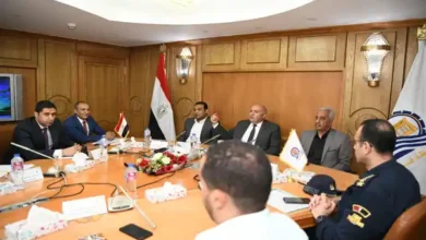 اللواء أشرف الداودى يتابع الموقف التنفيذى لأعمال ترفيق المناطق الصناعية بكلاحين قفط ونجع حمادى